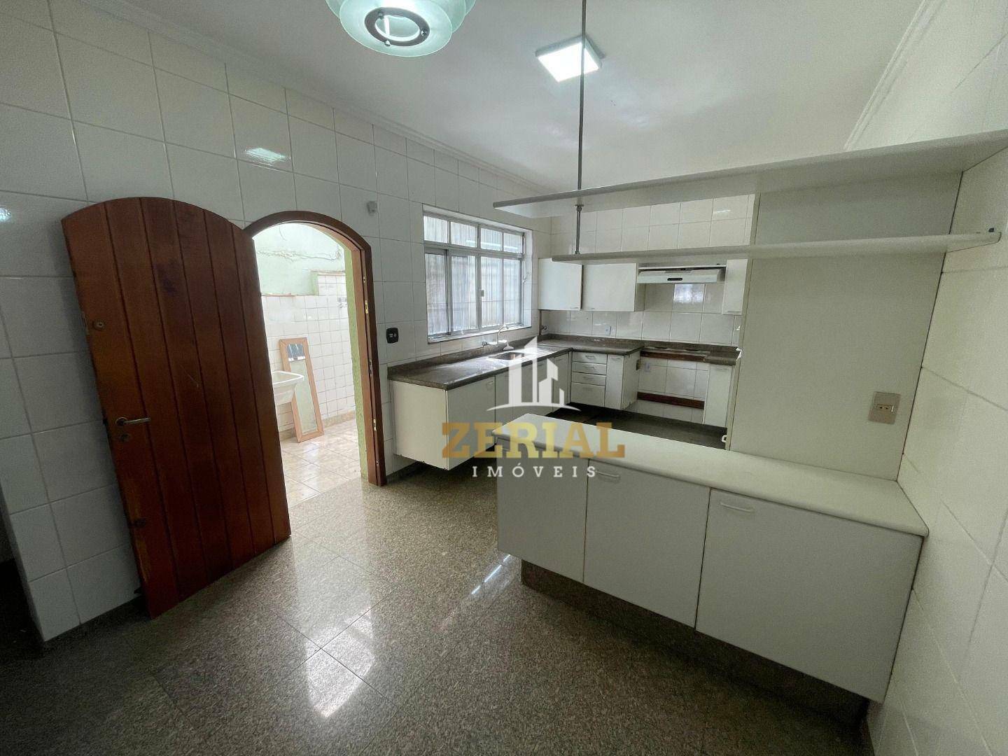 Sobrado à venda com 3 quartos, 280m² - Foto 4