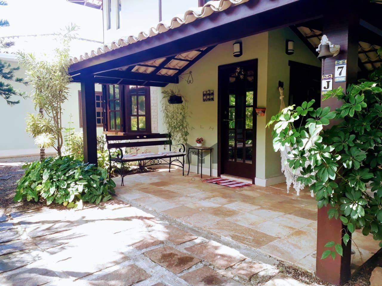 Casa à venda com 4 quartos, 220m² - Foto 8