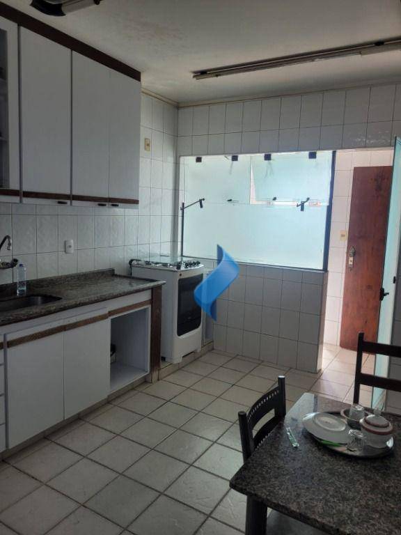 Apartamento à venda com 3 quartos, 136m² - Foto 11