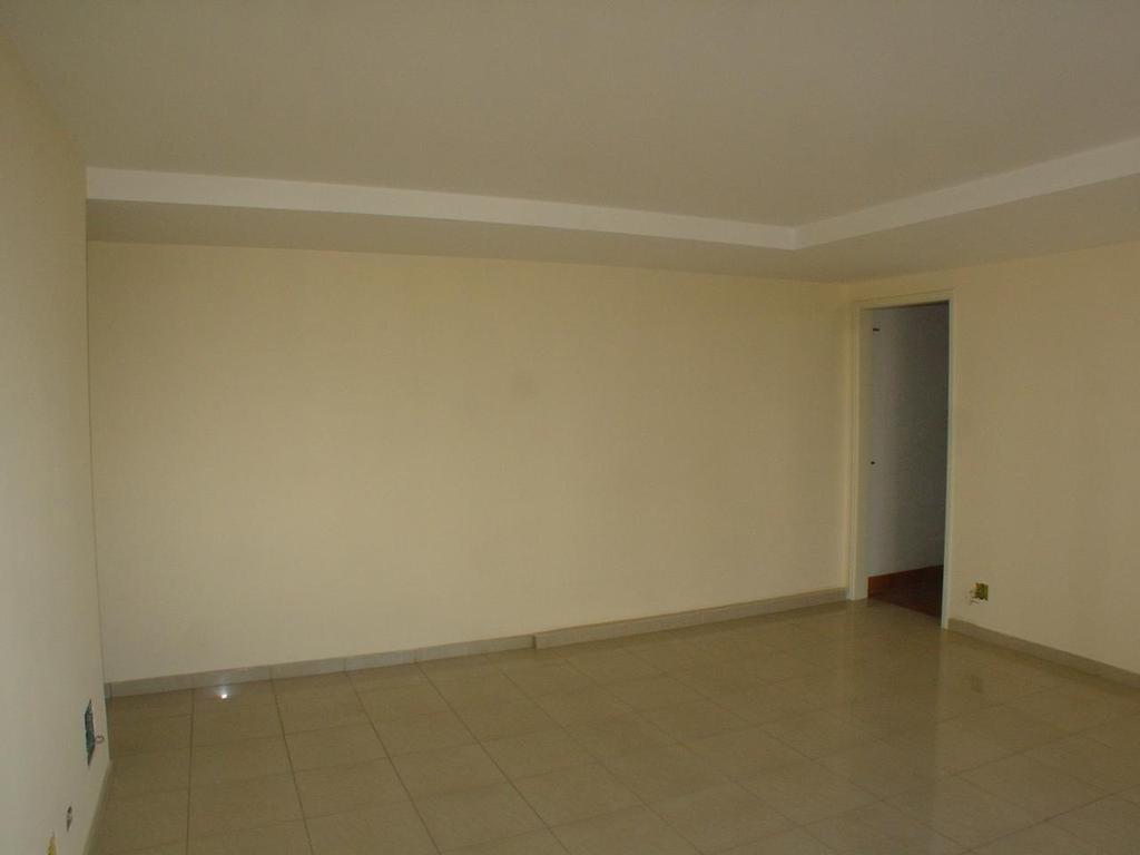 Apartamento à venda com 3 quartos, 183m² - Foto 3