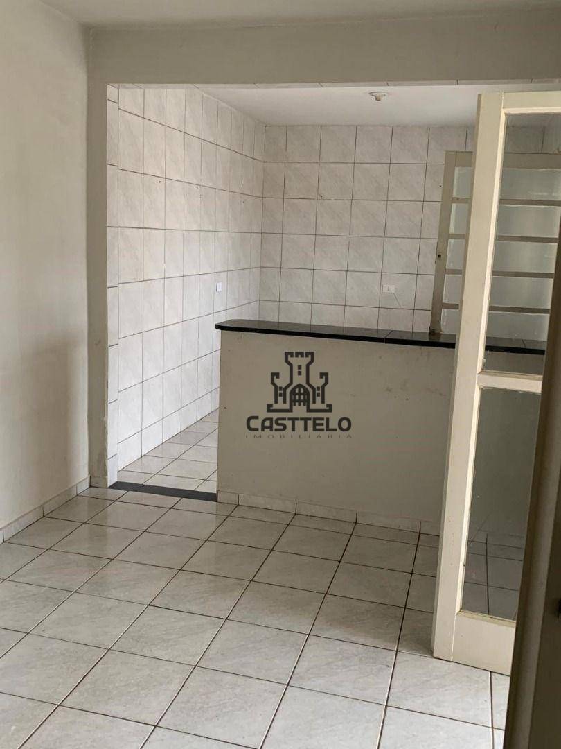 Casa à venda com 5 quartos, 192m² - Foto 14