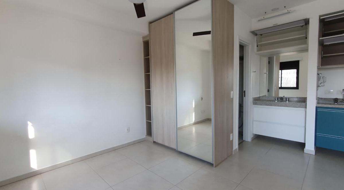 Apartamento à venda com 1 quarto, 42m² - Foto 11