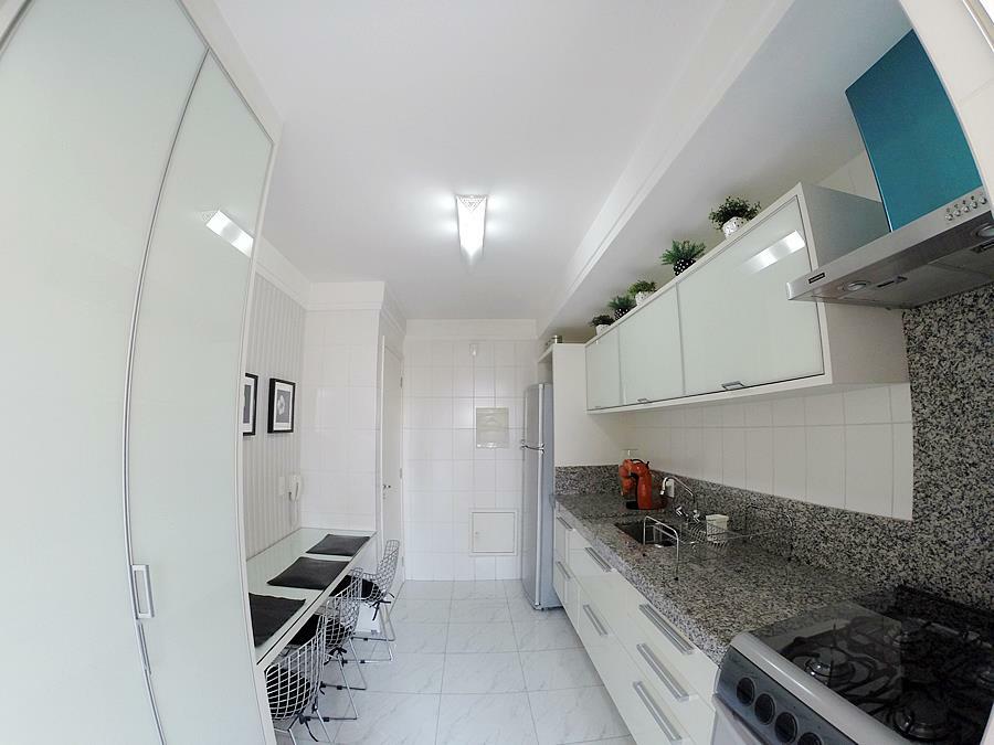 Apartamento à venda com 3 quartos, 128m² - Foto 5