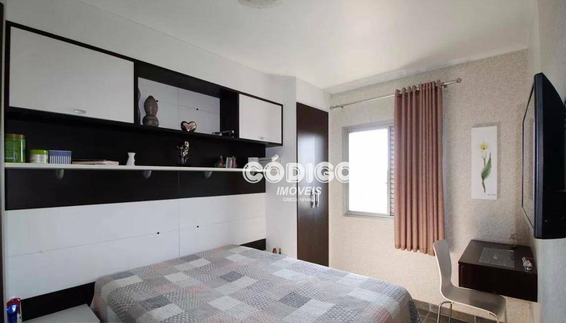 Apartamento à venda com 2 quartos, 74m² - Foto 13