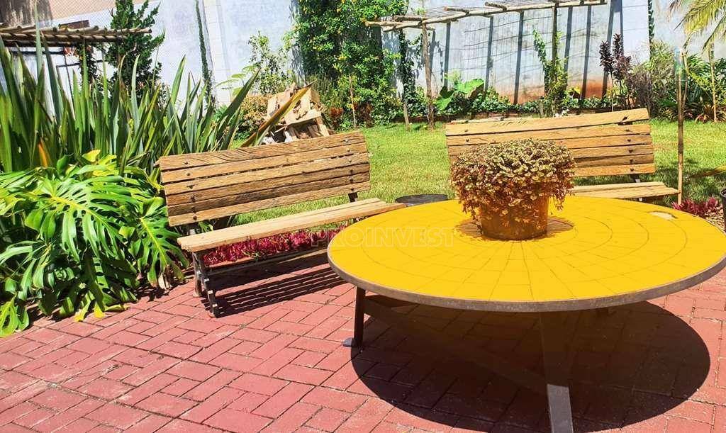 Casa de Condomínio à venda e aluguel com 5 quartos, 850m² - Foto 19