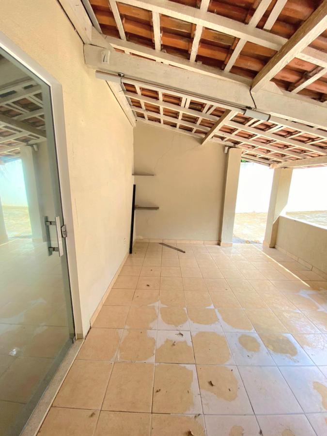 Casa à venda com 2 quartos, 525m² - Foto 14