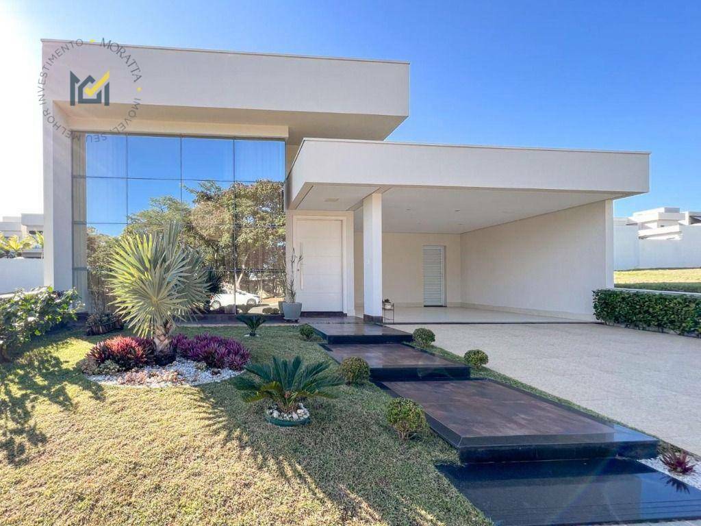 Casa de Condomínio à venda com 4 quartos, 236m² - Foto 2