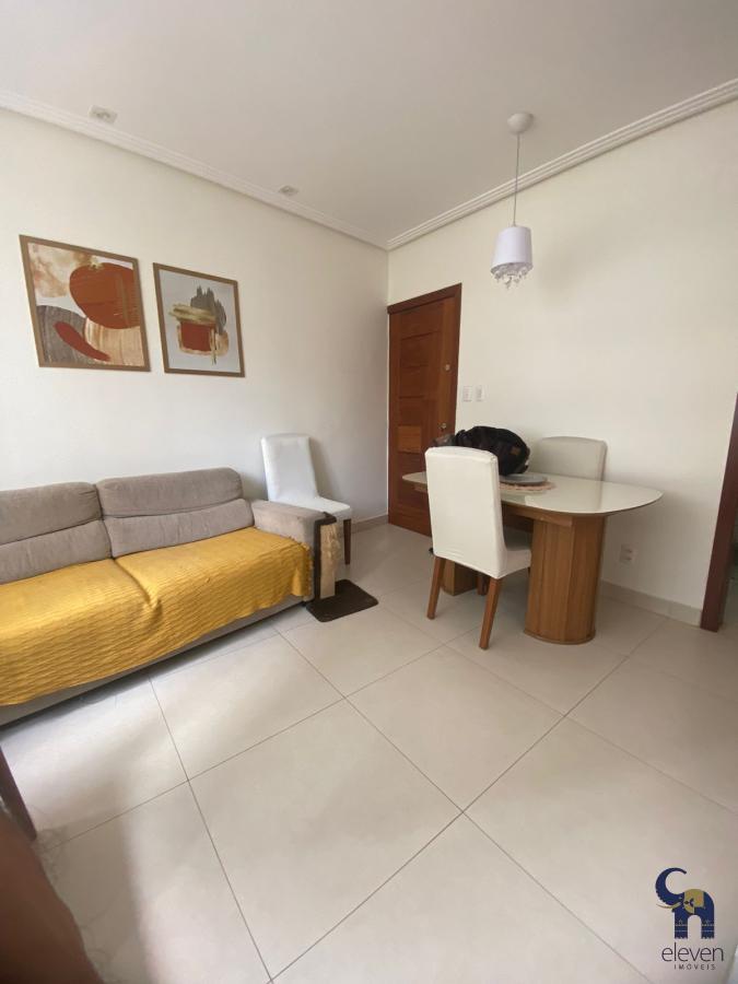 Apartamento à venda com 2 quartos, 75m² - Foto 1