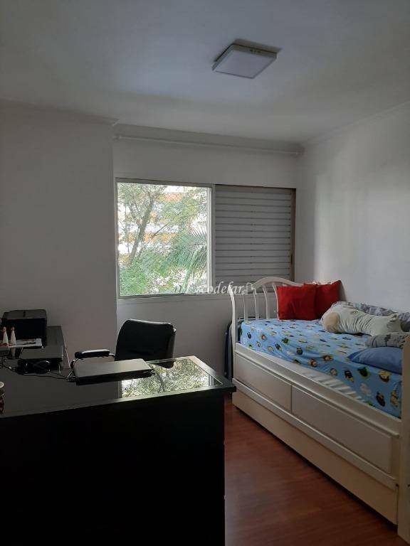 Apartamento à venda com 3 quartos, 117m² - Foto 9