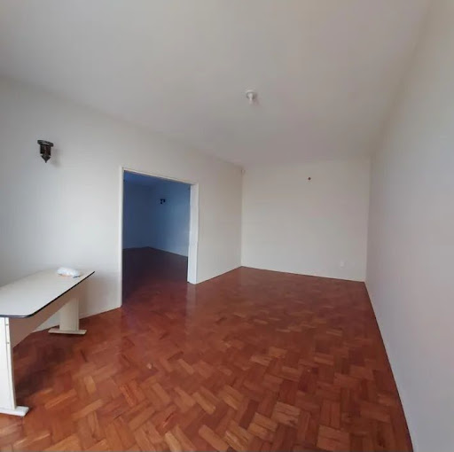 Casa para alugar com 3 quartos, 280m² - Foto 4