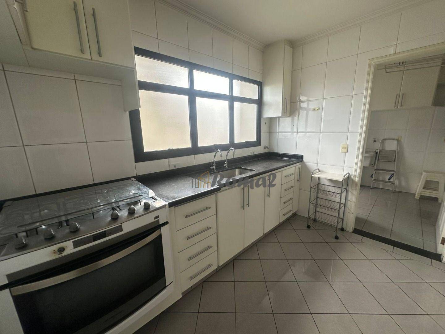 Apartamento à venda e aluguel com 3 quartos, 150m² - Foto 9