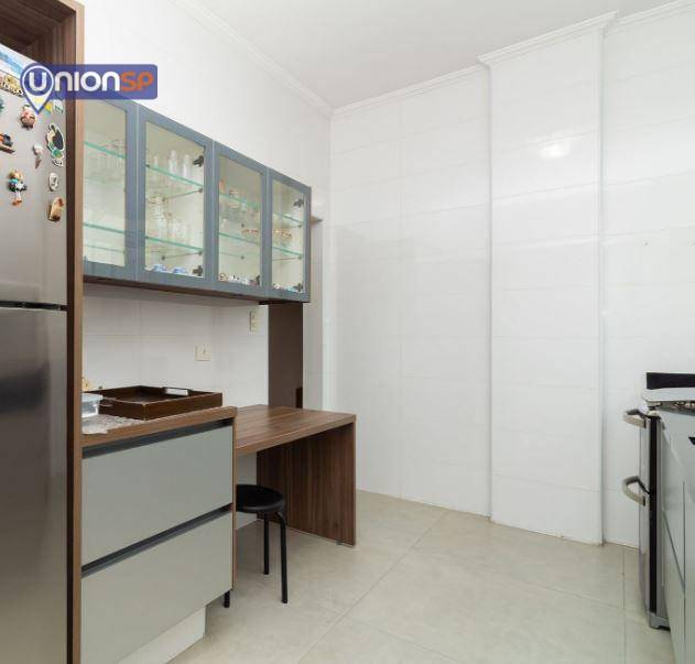 Apartamento à venda com 2 quartos, 67m² - Foto 16