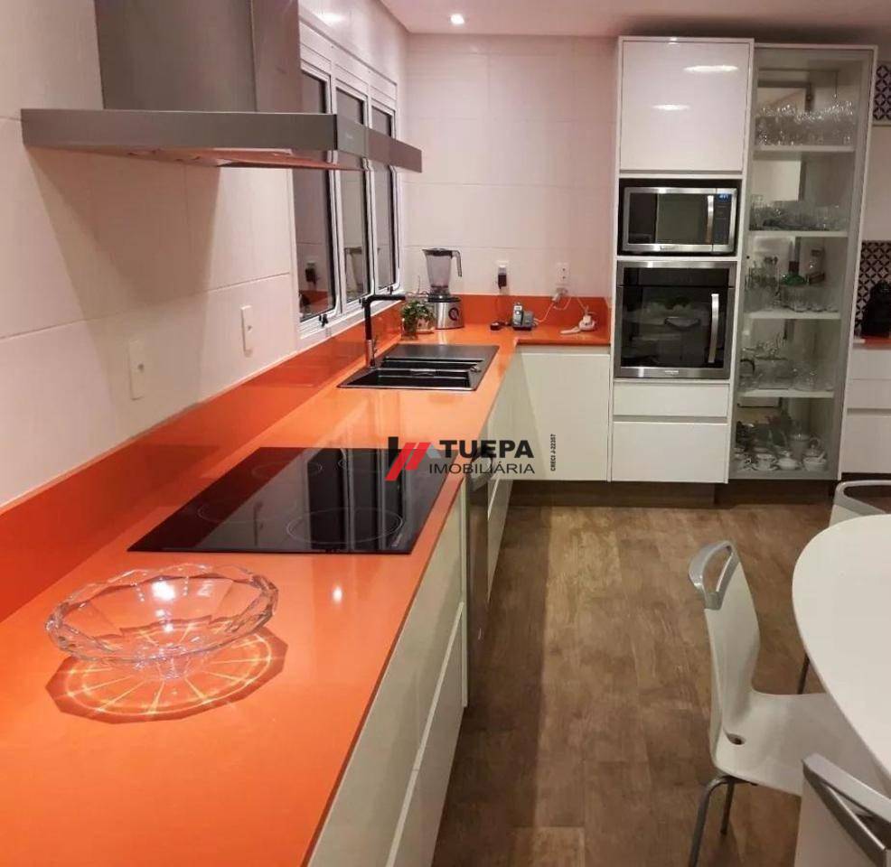 Apartamento à venda com 3 quartos, 244m² - Foto 9