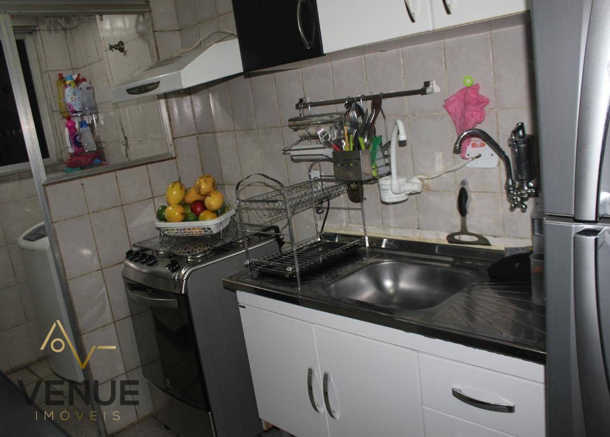 Apartamento à venda com 2 quartos, 56m² - Foto 28