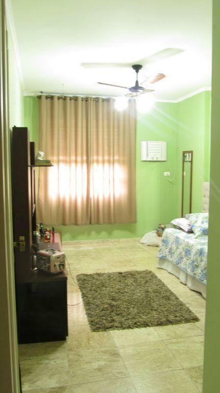 Apartamento à venda com 3 quartos, 186m² - Foto 1