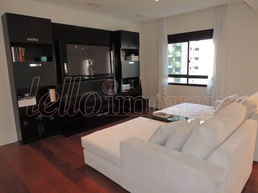 Apartamento à venda com 3 quartos, 211m² - Foto 1