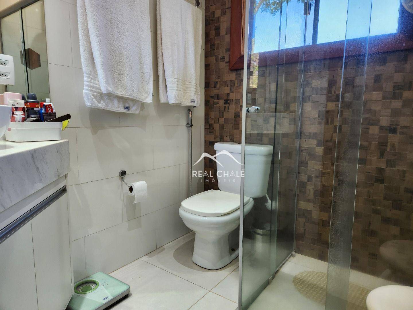 Casa de Condomínio à venda com 4 quartos, 290m² - Foto 33