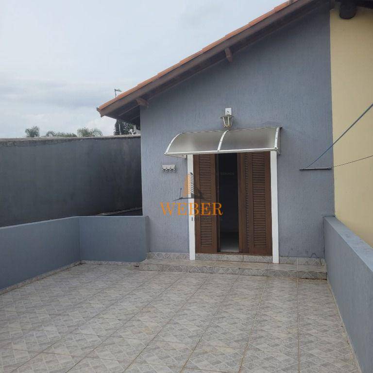 Sobrado à venda com 3 quartos, 139m² - Foto 3