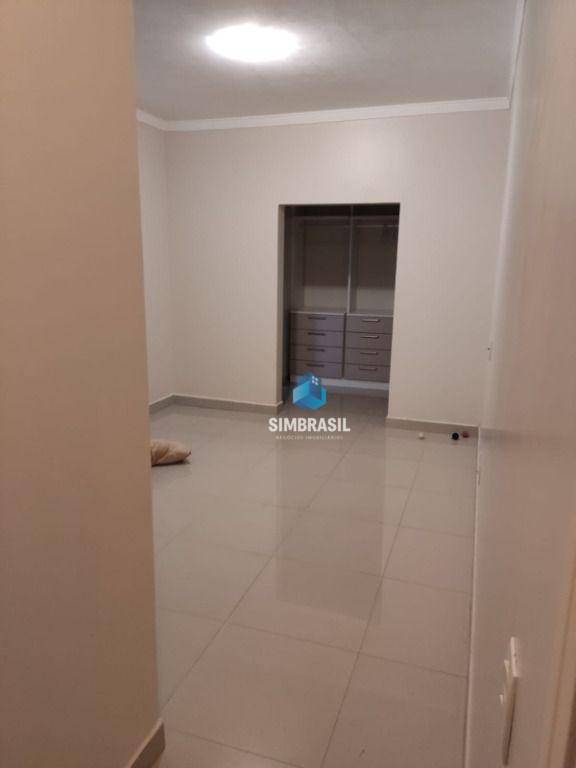 Casa à venda com 4 quartos, 240m² - Foto 27