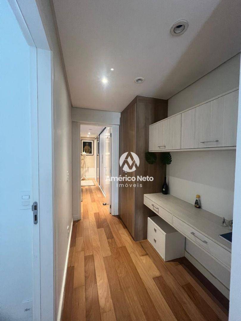 Apartamento à venda com 3 quartos, 173m² - Foto 13