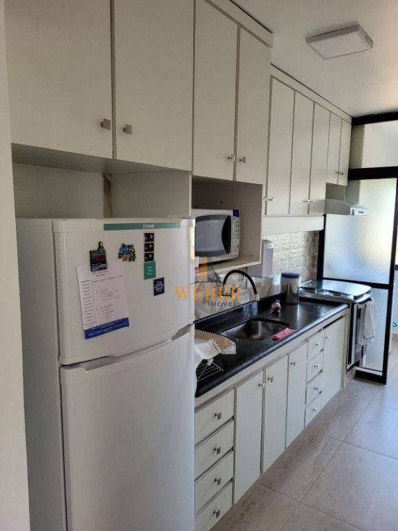 Apartamento à venda com 2 quartos, 61m² - Foto 13