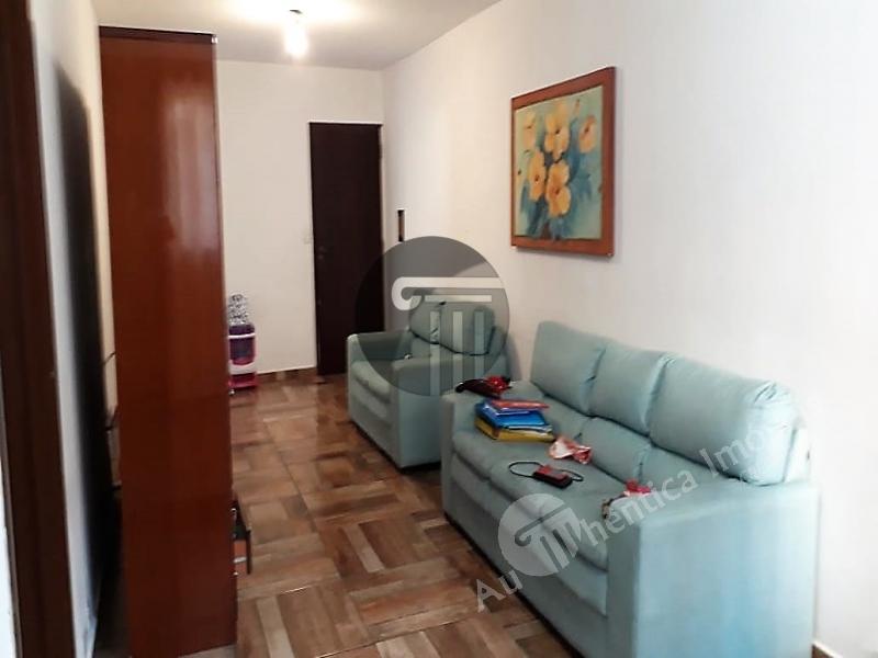 Apartamento à venda com 2 quartos, 70m² - Foto 4