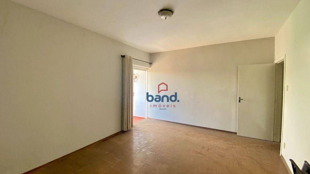 Casa à venda com 3 quartos, 220m² - Foto 9