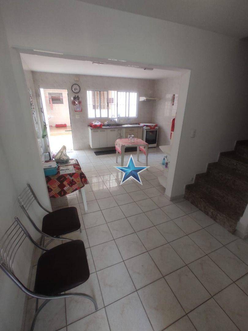 Sobrado à venda com 2 quartos, 90m² - Foto 12