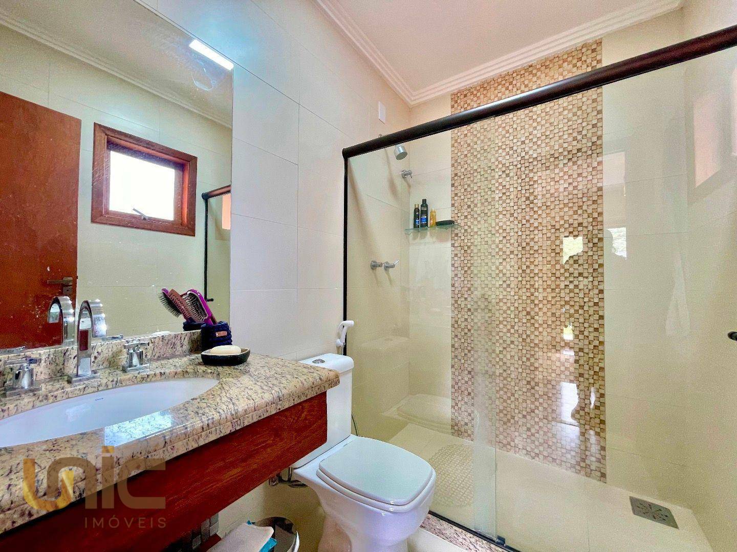 Casa de Condomínio à venda com 3 quartos, 220m² - Foto 24