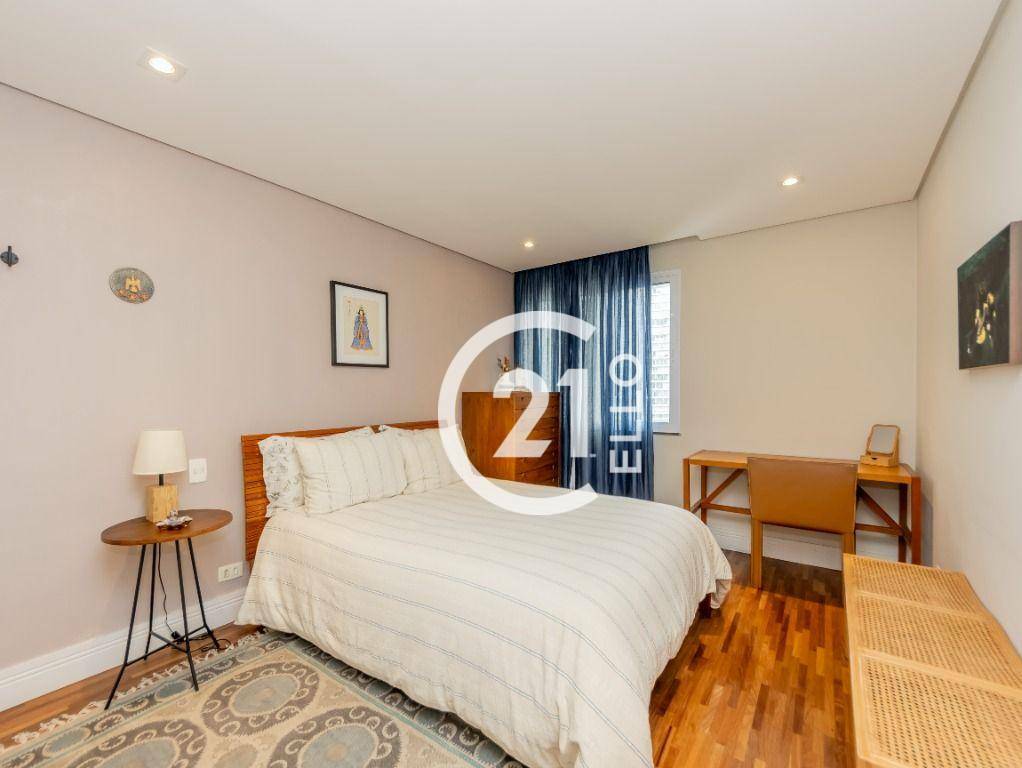 Apartamento à venda com 3 quartos, 141m² - Foto 14