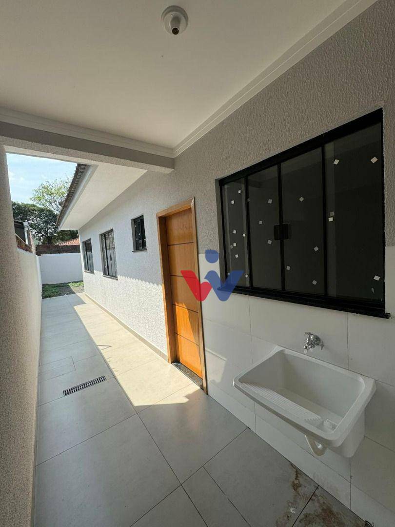 Casa à venda com 2 quartos, 70m² - Foto 6