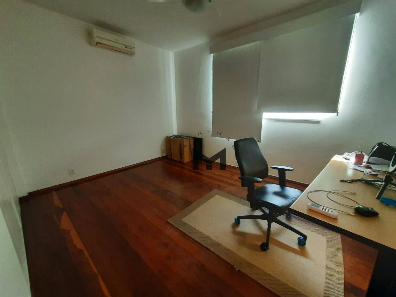 Casa à venda com 4 quartos, 260m² - Foto 34