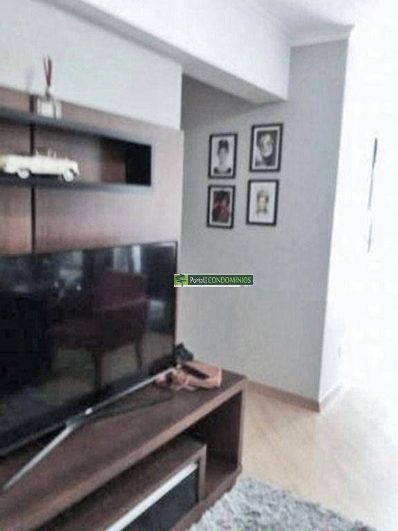 Apartamento à venda com 3 quartos, 104m² - Foto 9