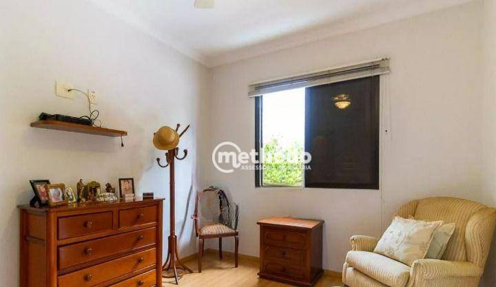 Apartamento à venda com 3 quartos, 113m² - Foto 9