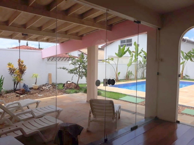 Casa para alugar com 3 quartos, 350m² - Foto 12