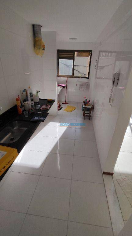 Apartamento à venda com 2 quartos, 70m² - Foto 18