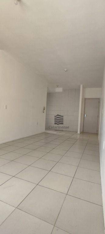 Apartamento à venda com 2 quartos, 57m² - Foto 15