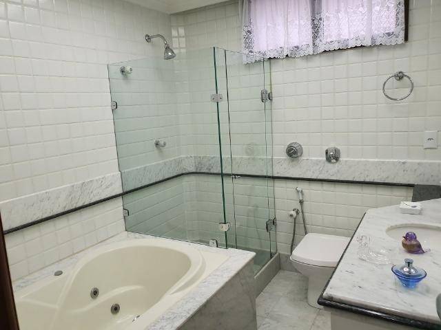 Apartamento à venda com 4 quartos, 250m² - Foto 6