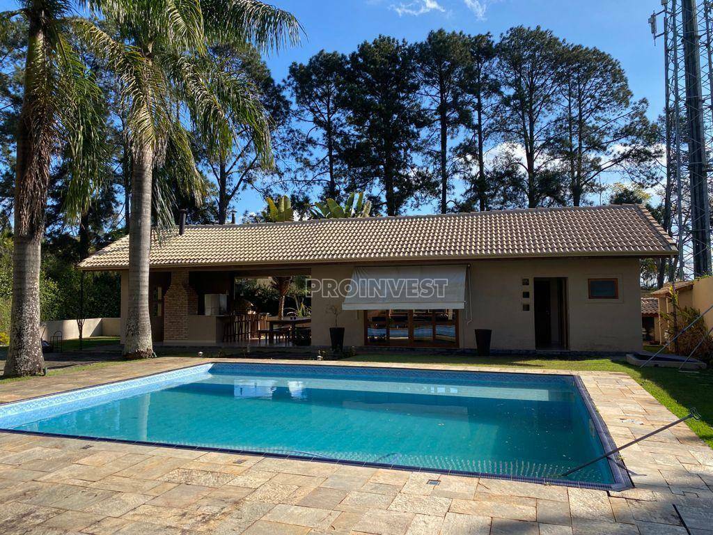 Casa de Condomínio à venda com 4 quartos, 557m² - Foto 1