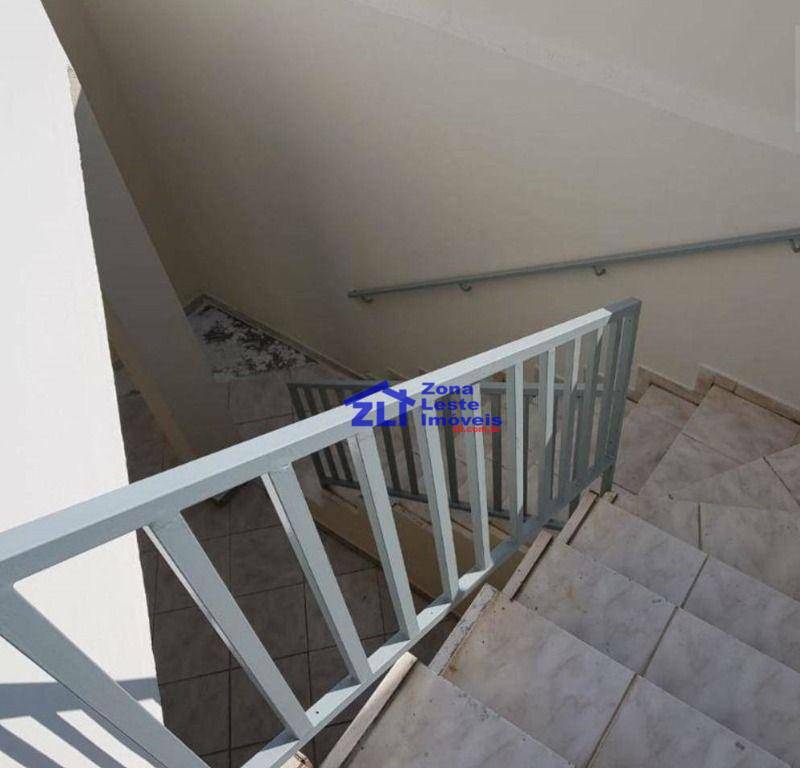 Sobrado à venda com 3 quartos, 200m² - Foto 6