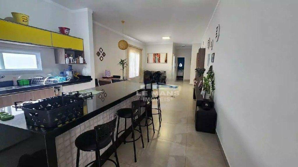 Casa de Condomínio à venda com 3 quartos, 220m² - Foto 8