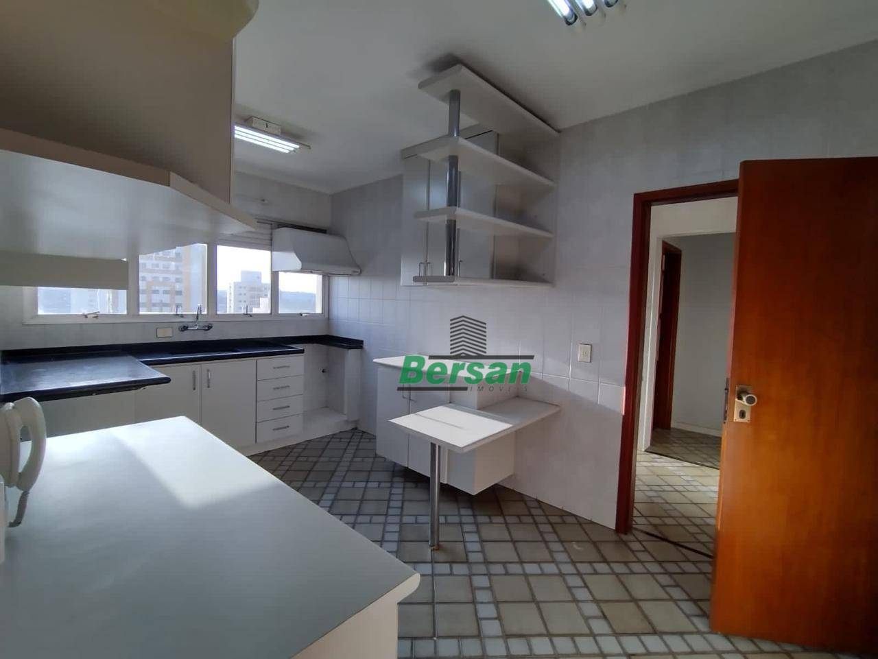 Apartamento à venda com 3 quartos, 126m² - Foto 35