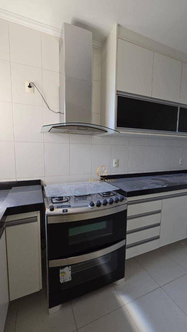 Apartamento para alugar com 3 quartos, 94m² - Foto 19