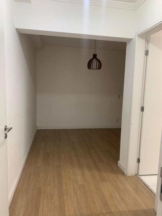 Apartamento à venda com 3 quartos, 76m² - Foto 2