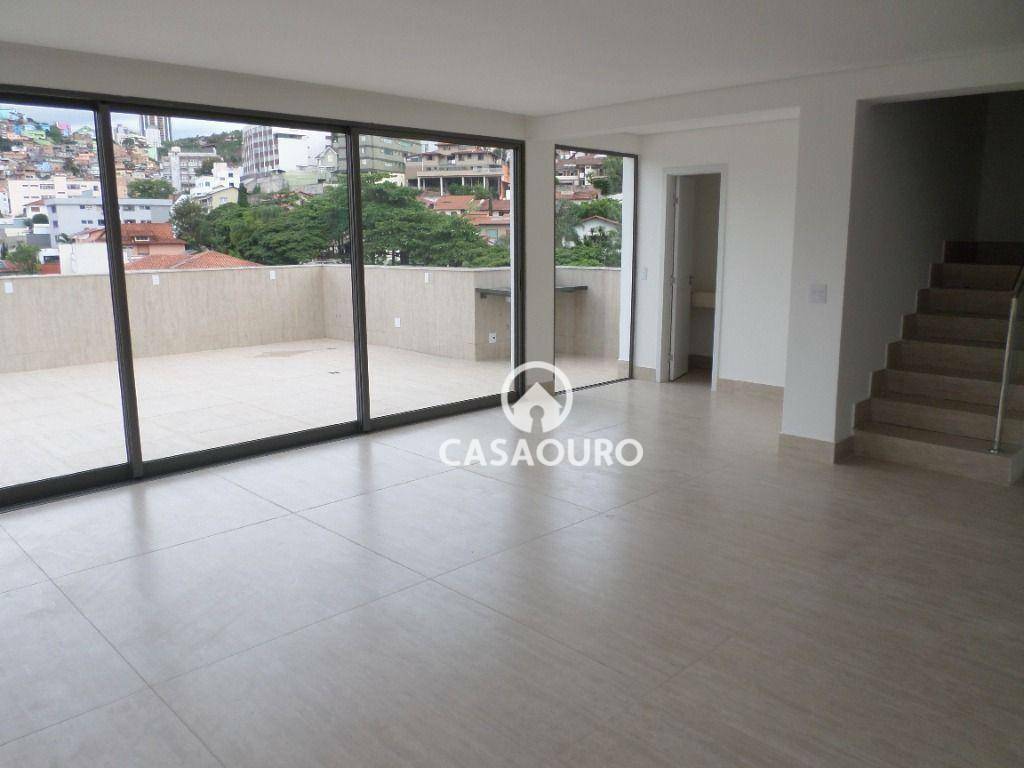 Cobertura à venda com 4 quartos, 200m² - Foto 4