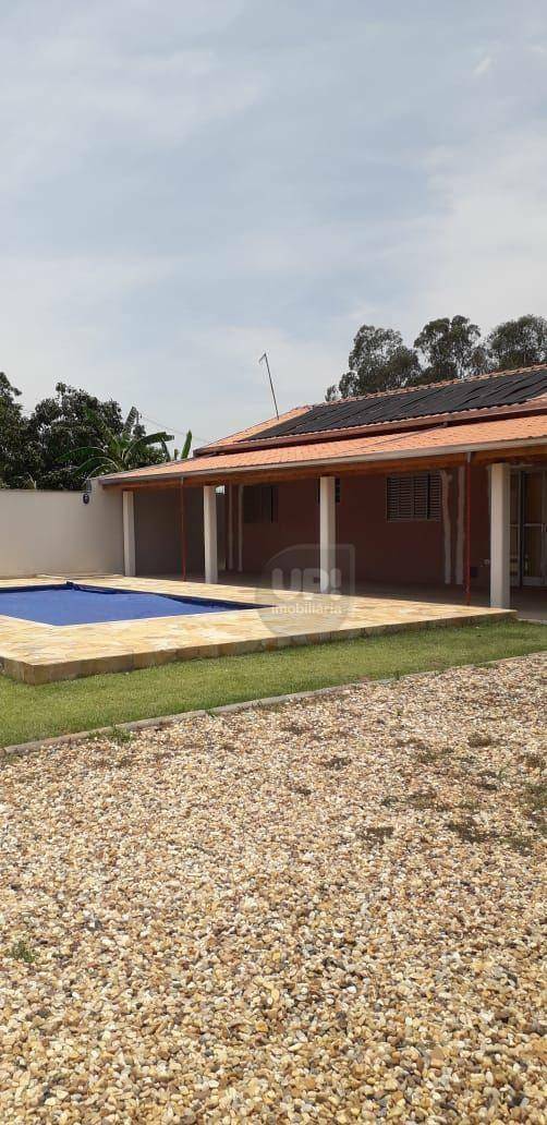 Chácara à venda com 2 quartos, 100m² - Foto 1