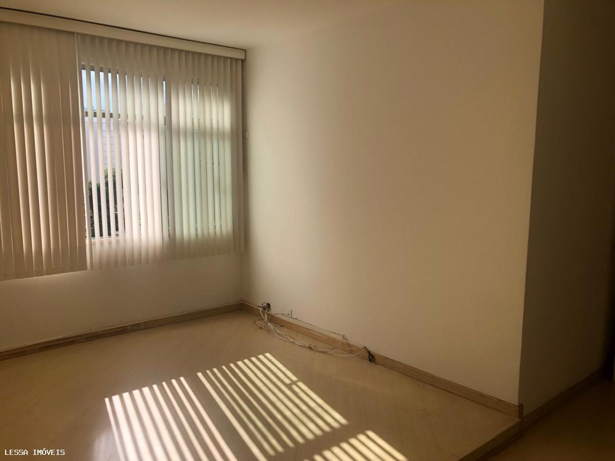 Apartamento à venda com 2 quartos, 83m² - Foto 6