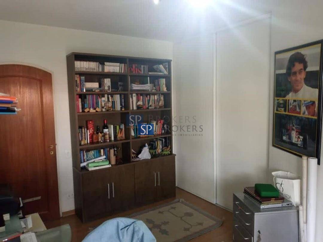 Apartamento à venda com 4 quartos, 224m² - Foto 12