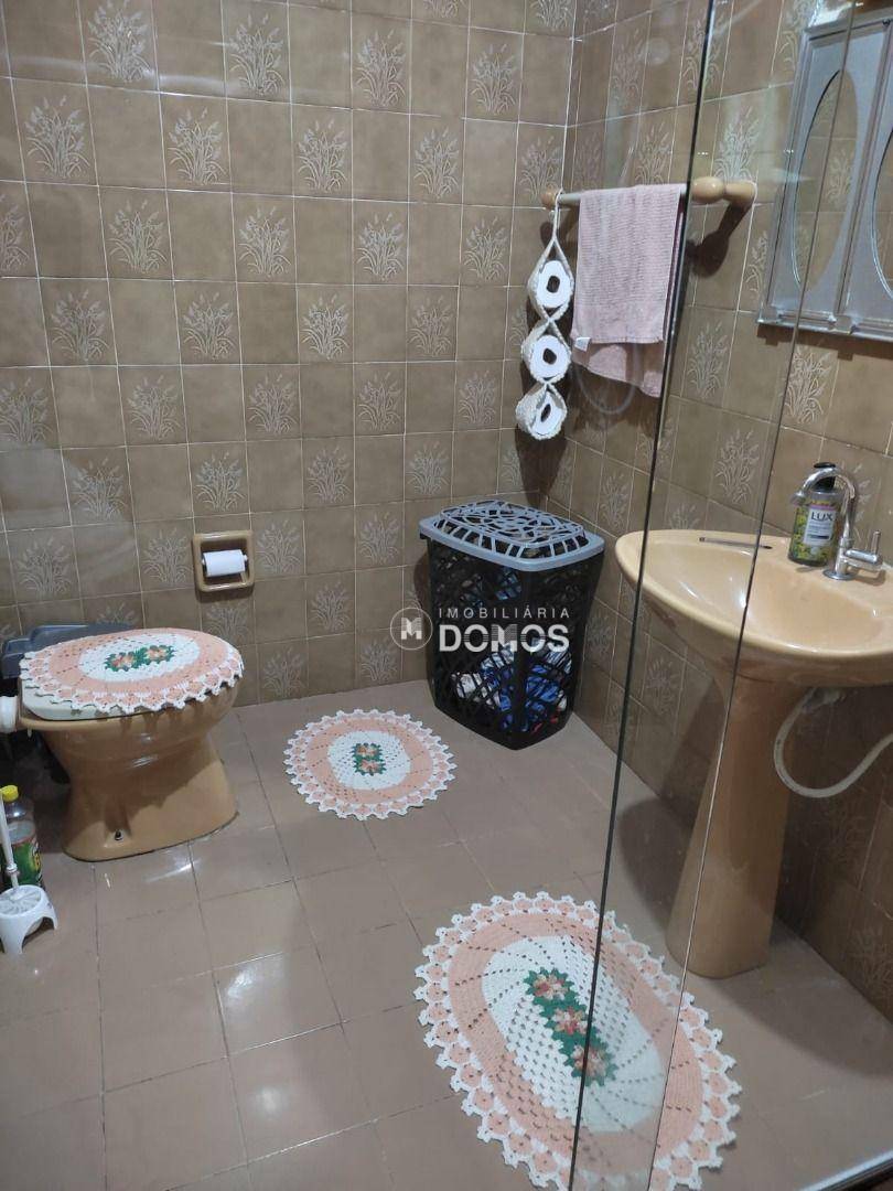 Casa à venda com 5 quartos, 140m² - Foto 5