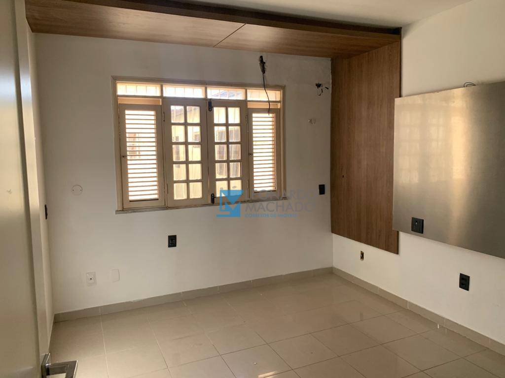 Casa de Condomínio à venda com 4 quartos, 350m² - Foto 29